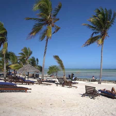 Jumbo Watamu Hotel Kültér fotó