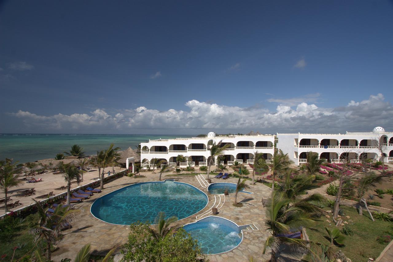 Jumbo Watamu Hotel Kültér fotó