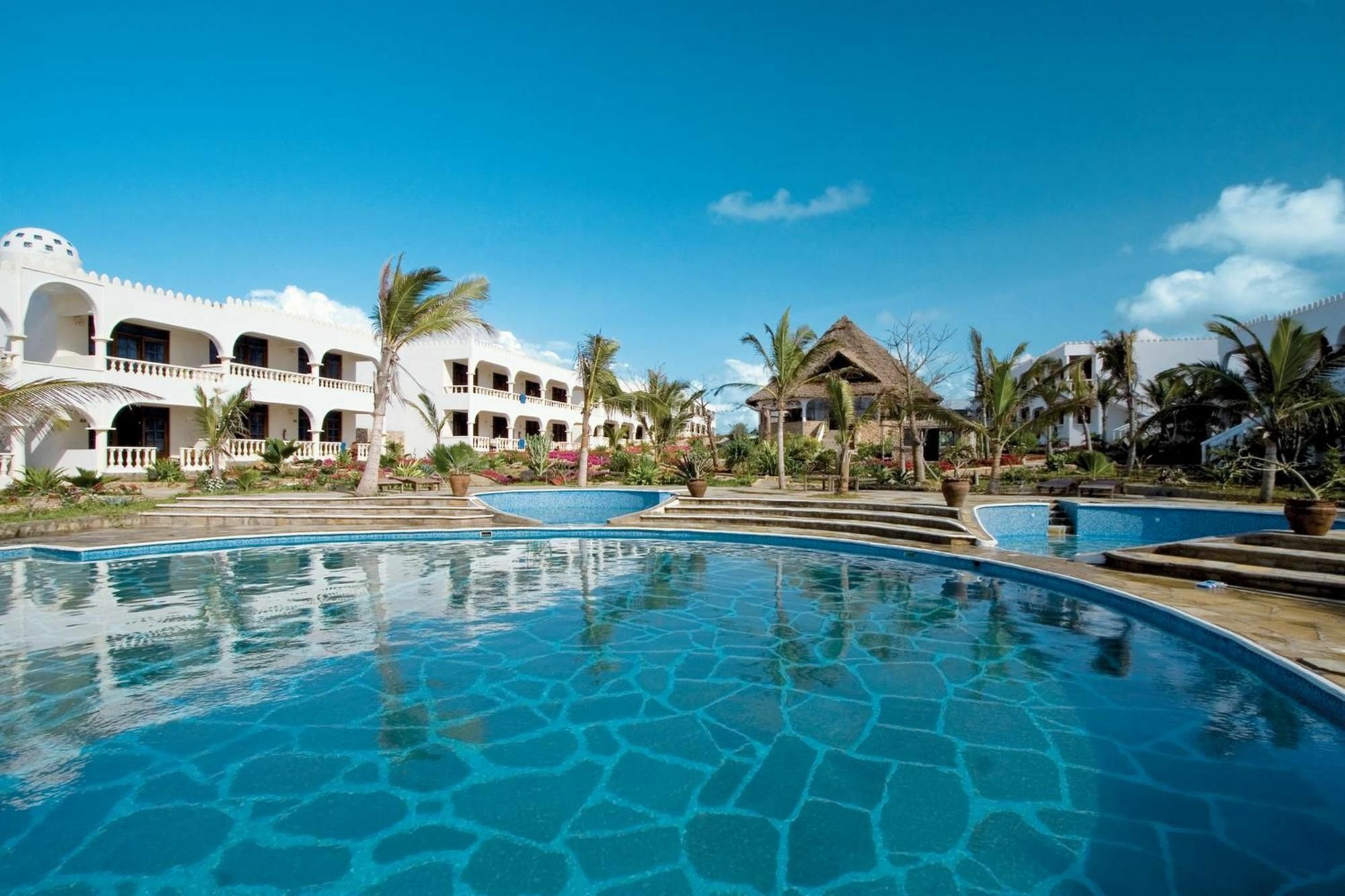 Jumbo Watamu Hotel Kültér fotó